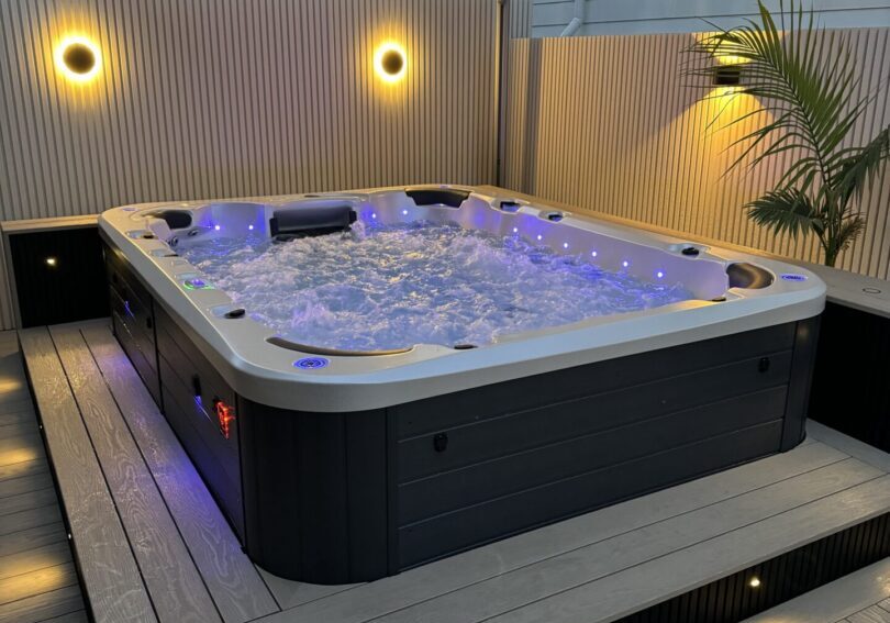 spa-deck-design-woodevo-ballards