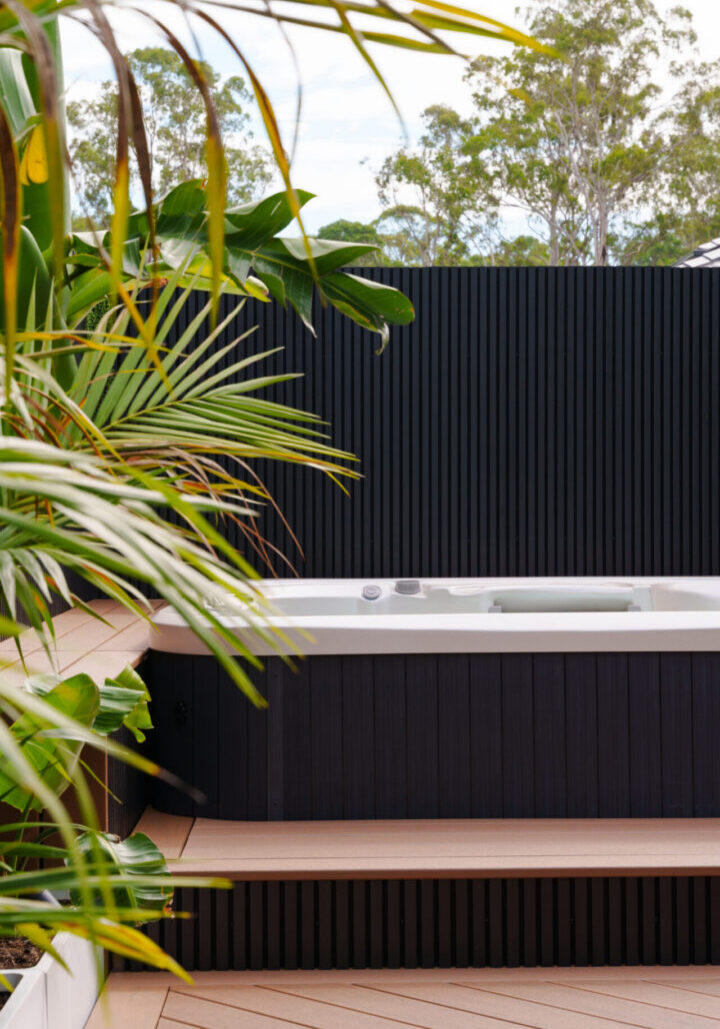 spa-decking-design-denham-court