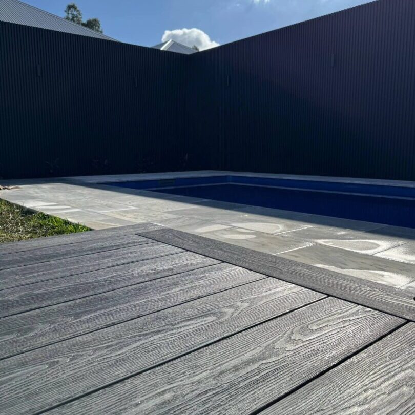 woodevo deck around pool